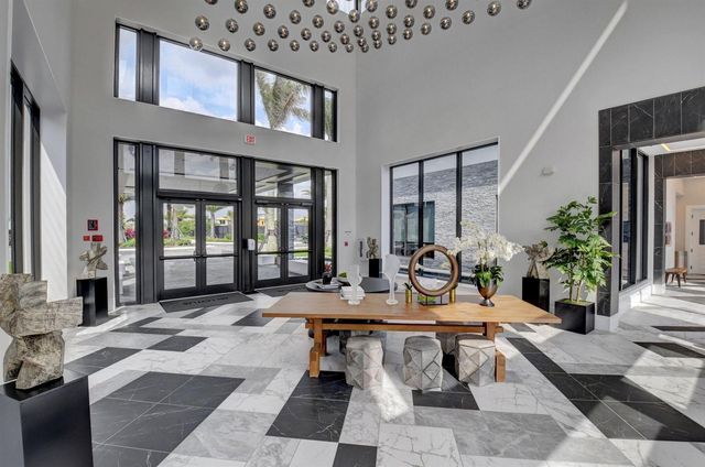 17333 Rainstream Road, Boca Raton, FL 33496