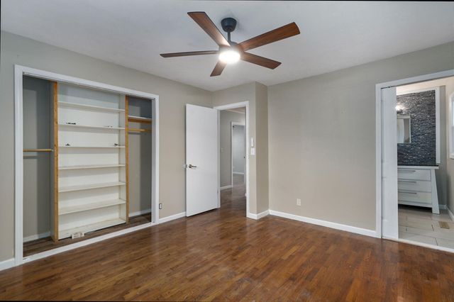 1533 E Broadmoor Street, Springfield, MO 65804