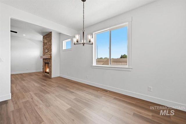9372 S Sapper Hill Ave, Kuna, ID 83634