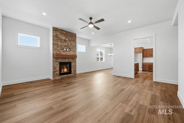 9372 S Sapper Hill Ave, Kuna, ID 83634