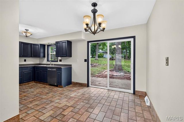 711 Montbrook Drive, O'fallon, MO 63366