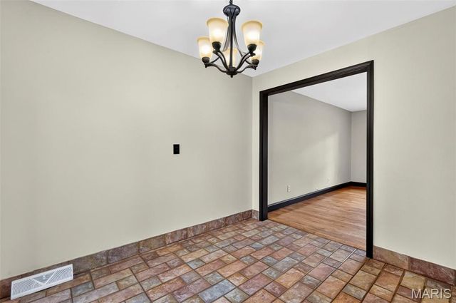 711 Montbrook Drive, O'fallon, MO 63366