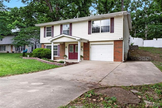 711 Montbrook Drive, O'fallon, MO 63366
