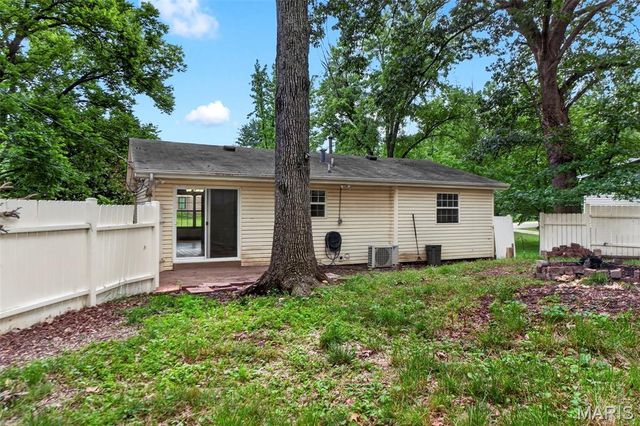711 Montbrook Drive, O'fallon, MO 63366