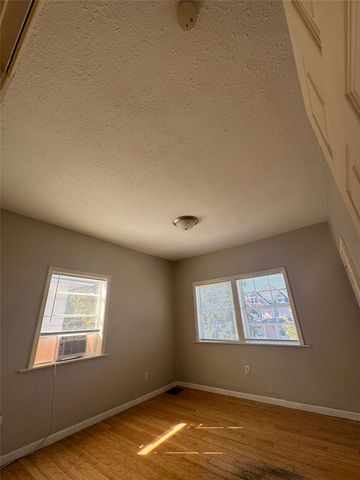 1137 26th Street, Des Moines, IA 50311