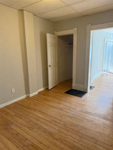 1137 26th Street, Des Moines, IA 50311