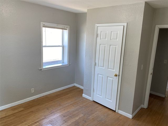 1137 26th Street, Des Moines, IA 50311