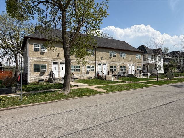 1137 26th Street, Des Moines, IA 50311