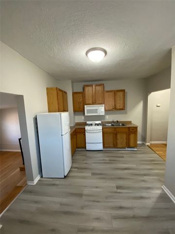 1137 26th Street, Des Moines, IA 50311