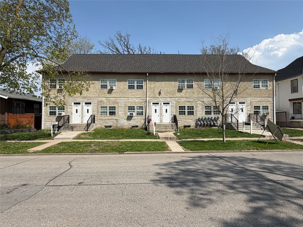 1137 26th Street, Des Moines, IA 50311