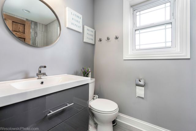 4117 Prairie Avenue, Schiller Park, IL 60176