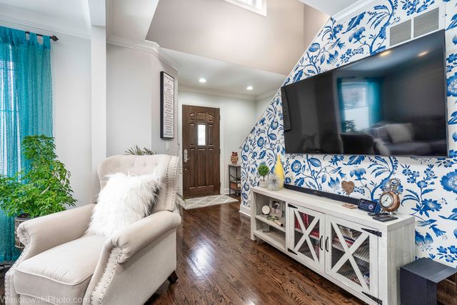 4117 Prairie Avenue, Schiller Park, IL 60176