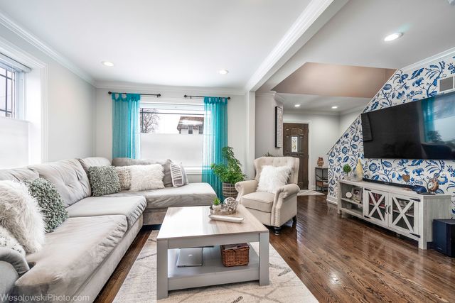 4117 Prairie Avenue, Schiller Park, IL 60176