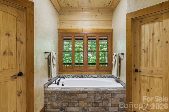 134 Hubble Way 13, Topton, NC 28781