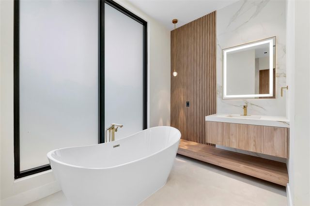 11750 NW 15th Street, Plantation, FL 33323