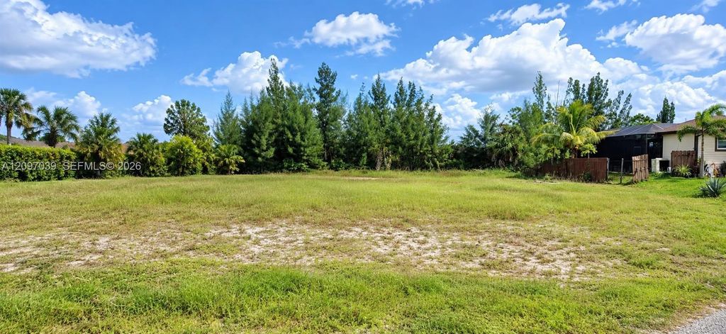 3607 NE 21st Street, Cape Coral, FL 33909