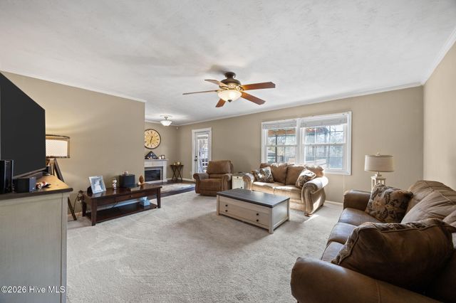 107 Estate Drive, Jacksonville, NC 28540