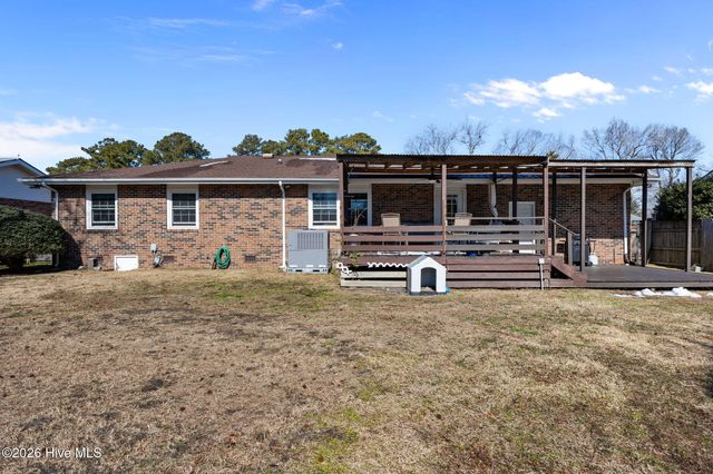 107 Estate Drive, Jacksonville, NC 28540