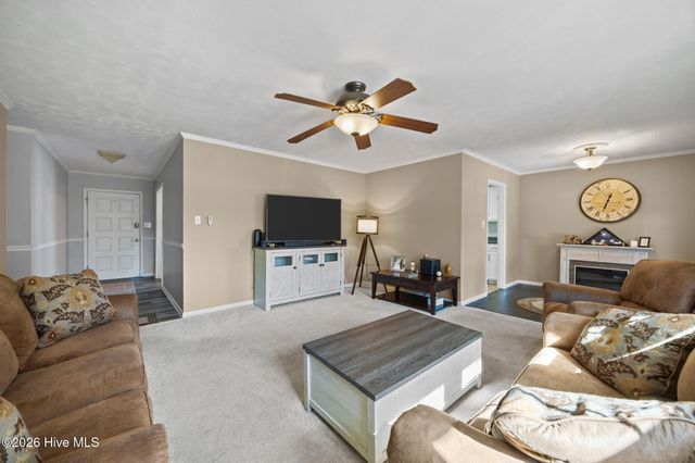 107 Estate Drive, Jacksonville, NC 28540