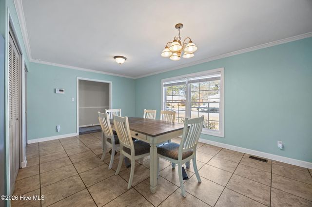 107 Estate Drive, Jacksonville, NC 28540