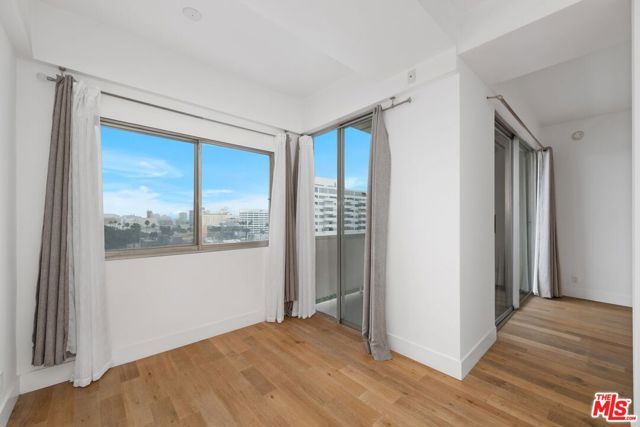 7250 Franklin Avenue 511, Los Angeles, CA 90046