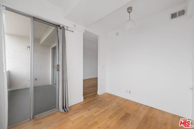 7250 Franklin Avenue 511, Los Angeles, CA 90046