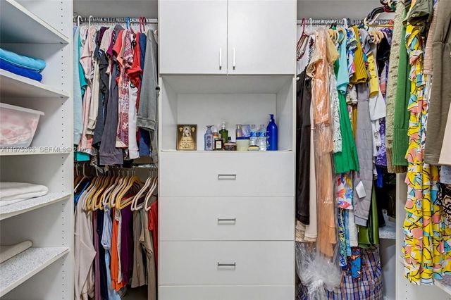 6701 N University Dr 210, Tamarac, FL 33321