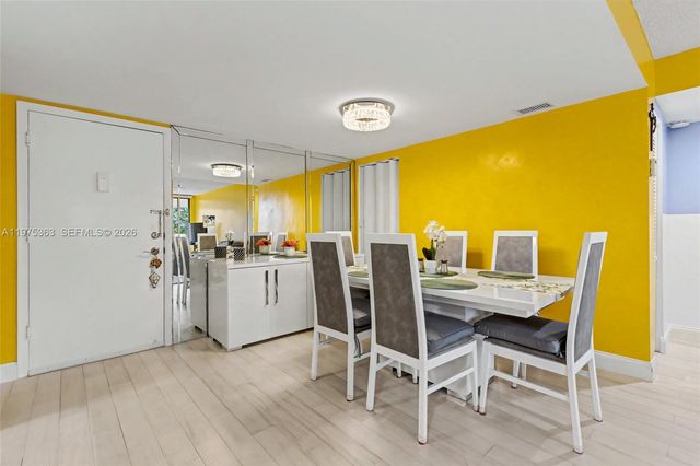 6701 N University Dr 210, Tamarac, FL 33321