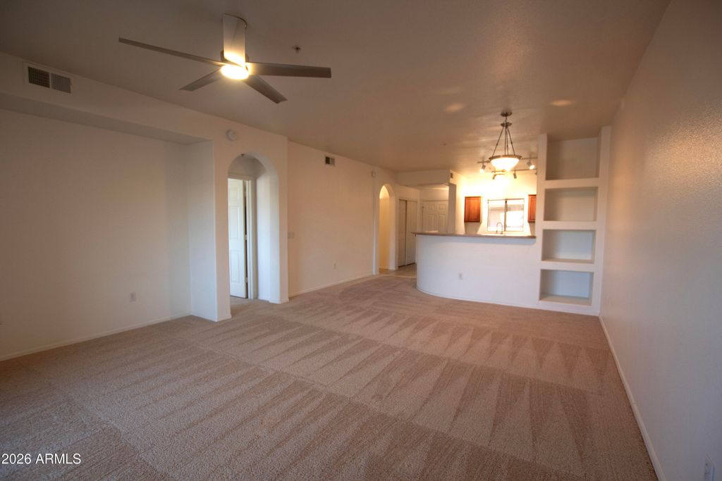 920 E DEVONSHIRE Avenue 4022, Phoenix, AZ 85014 — photo 2