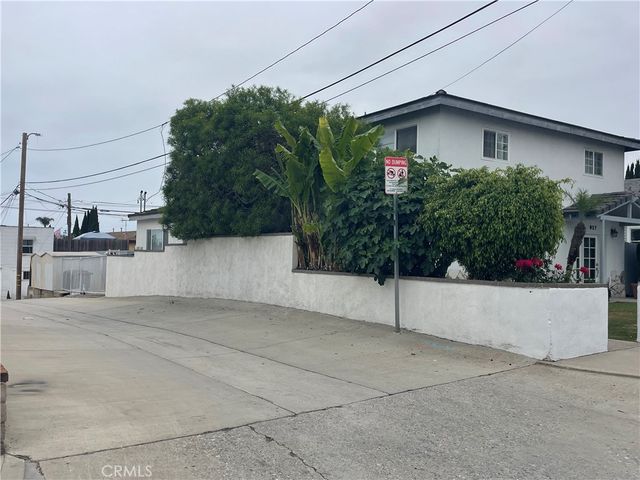 927 W 6th Street, San Pedro, CA 90731