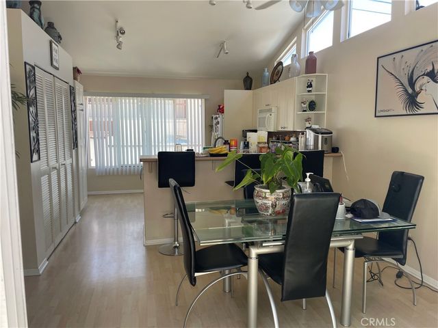 927 W 6th Street, San Pedro, CA 90731