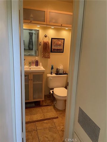 927 W 6th Street, San Pedro, CA 90731