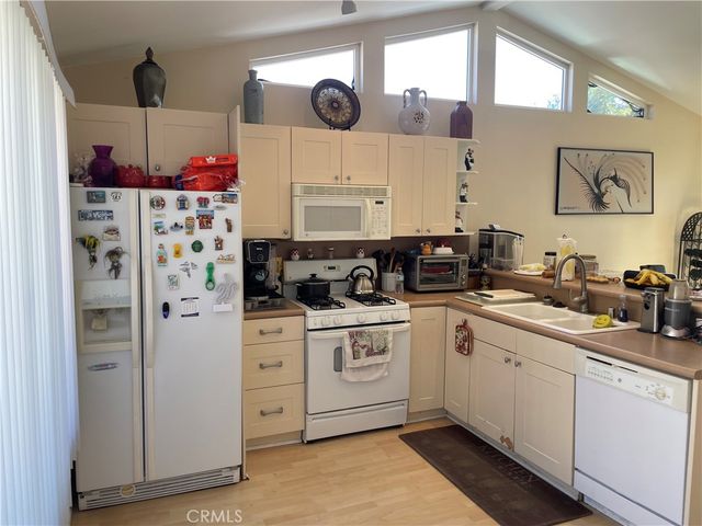 927 W 6th Street, San Pedro, CA 90731