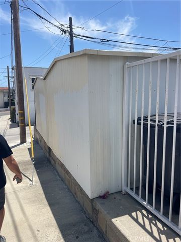 927 W 6th Street, San Pedro, CA 90731