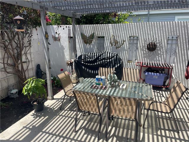 927 W 6th Street, San Pedro, CA 90731