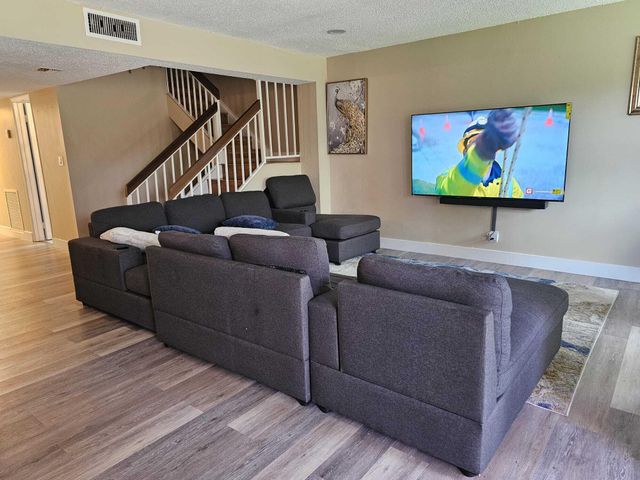 1625 NW 58TH Avenue 7, Lauderhill, FL 33313