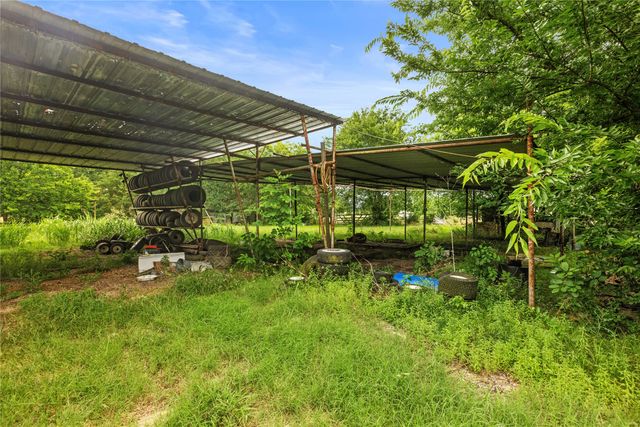 8677 S Fm 898, Whitewright, TX 75491