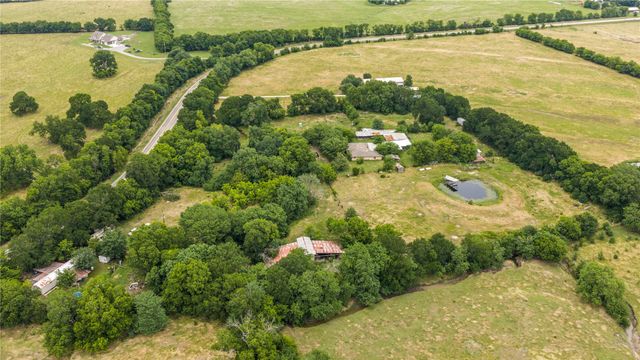 8677 S Fm 898, Whitewright, TX 75491