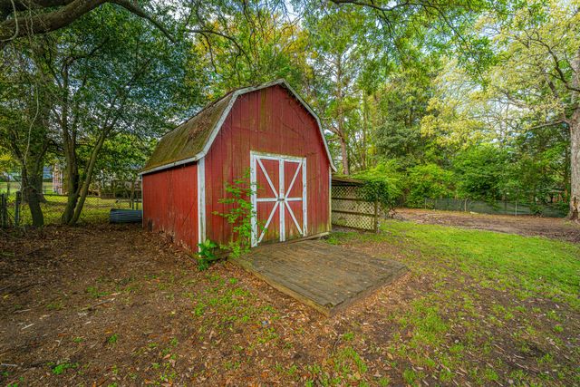 1121 Inverness Lane, Hanahan, SC 29410