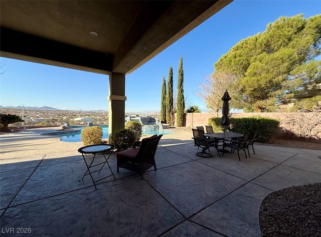 2266 Driftwood Tide Avenue, Henderson, NV 89052