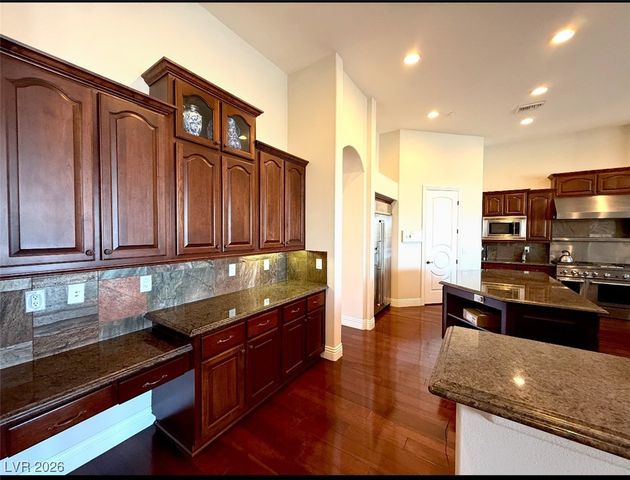 2266 Driftwood Tide Avenue, Henderson, NV 89052