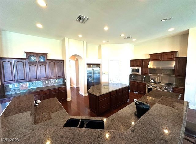 2266 Driftwood Tide Avenue, Henderson, NV 89052