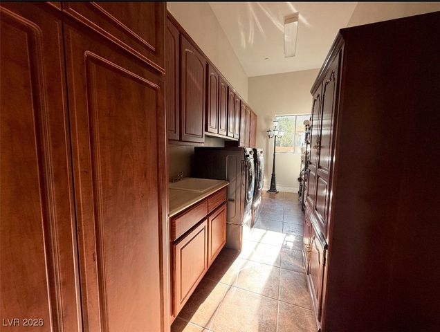 2266 Driftwood Tide Avenue, Henderson, NV 89052