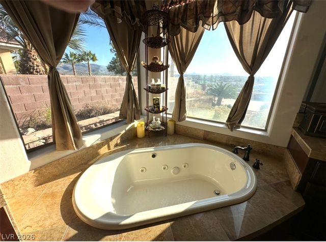 2266 Driftwood Tide Avenue, Henderson, NV 89052