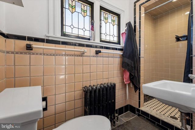 42 BROOKLINE BLVD, Havertown, PA 19083