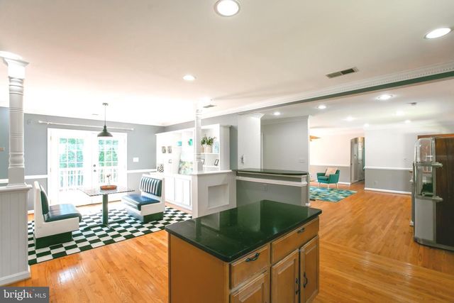 5722 LARPIN LN, Alexandria, VA 22310