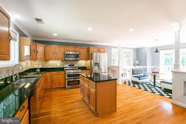 5722 LARPIN LN, Alexandria, VA 22310