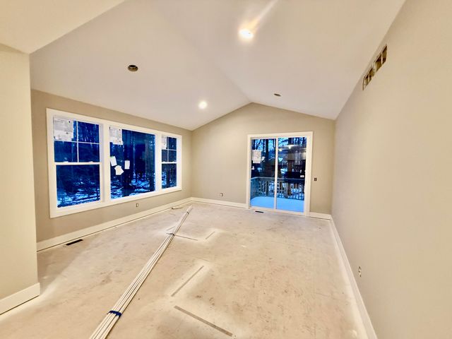 16379 Silverado Court 80, Spring Lake Twp, MI 49456