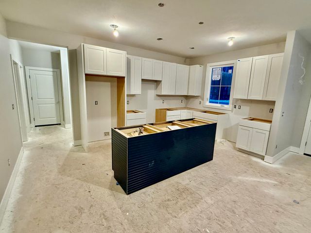 16379 Silverado Court 80, Spring Lake Twp, MI 49456