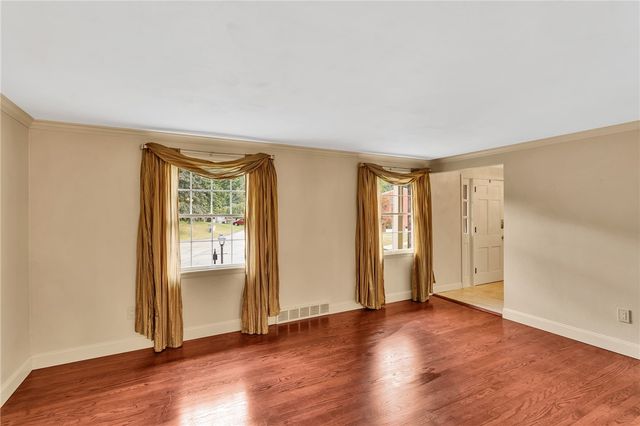 4130 Verner Ct, Murrysville, PA 15668